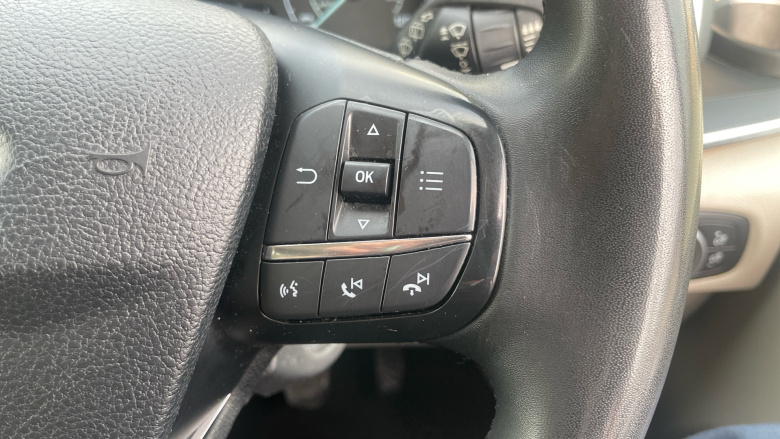 Ford Tourneo Custom Transit Custom Tourneo L2 Diesel Fwd 2.0 EcoBlue 150ps Low Roof 8 Seater Titanium